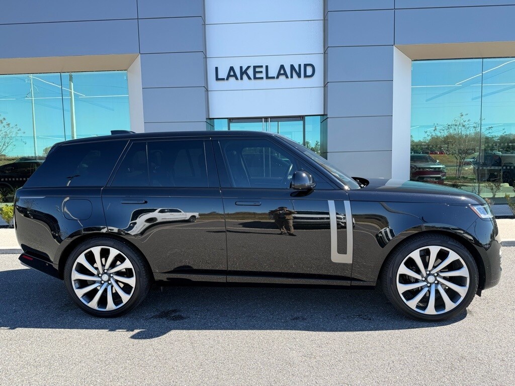 Used 2023 Land Rover Range Rover SE SUV