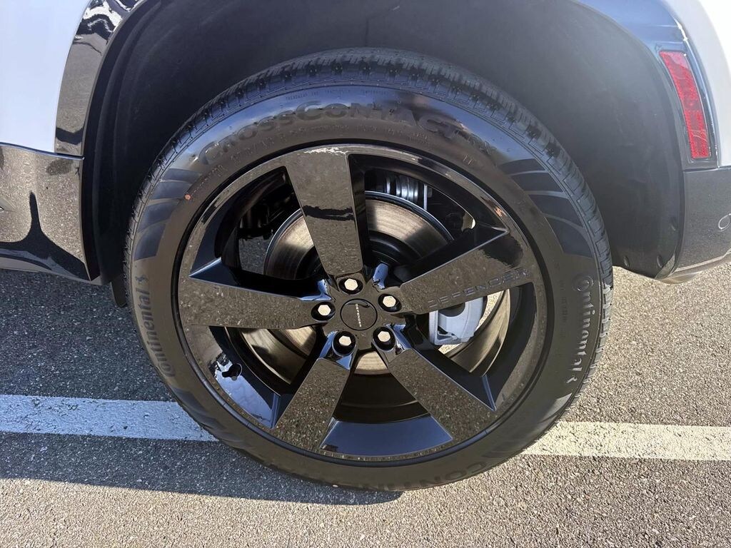 New 2026 Land Rover Defender 110 X-Dynamic SE SUV