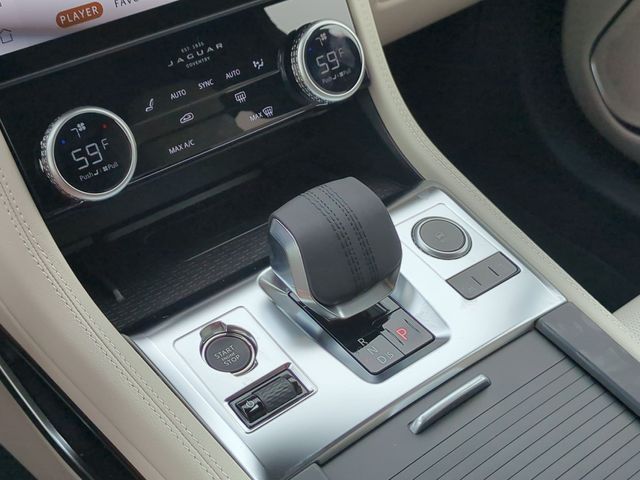 2026 Jaguar F-Pace R-Dynamic S - Photo 9