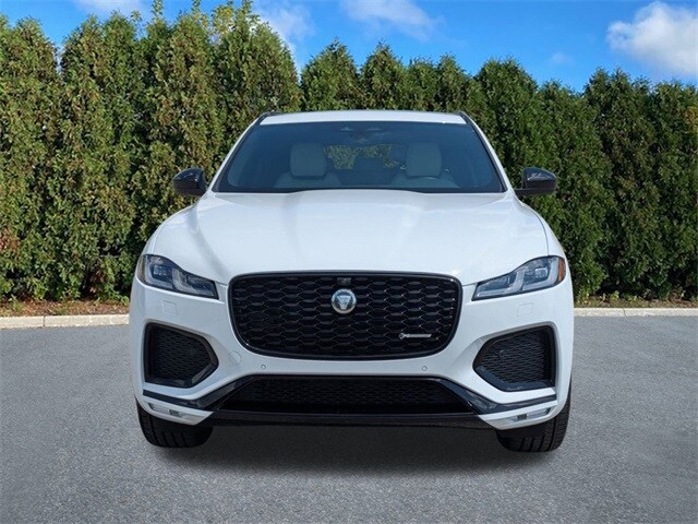 2025 Jaguar F-PACE P250 R-Dynamic S photo 2