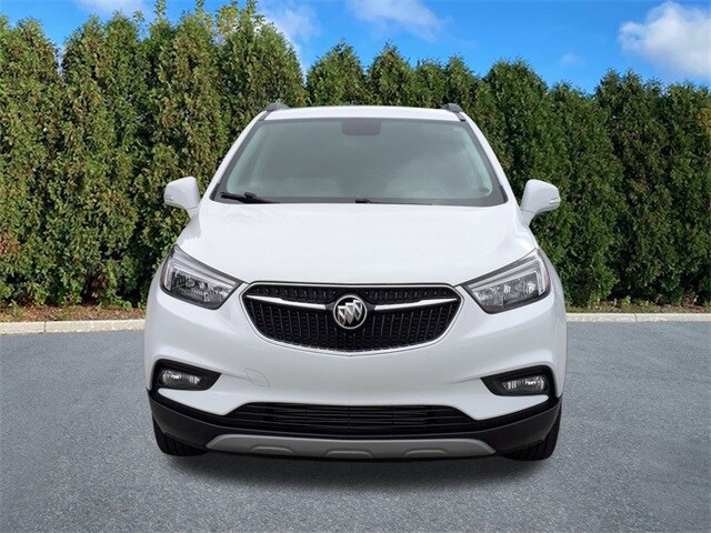 2019 Buick Encore Sport Touring photo 2