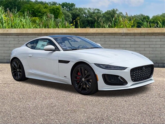 2024 Jaguar F-TYPE P450 photo 3