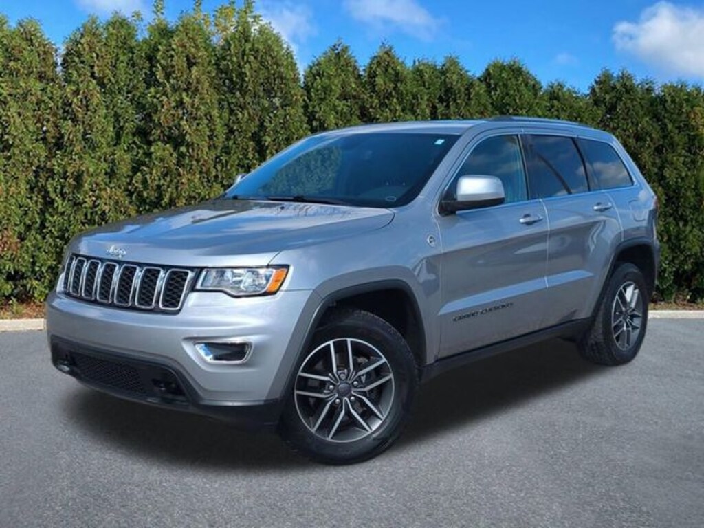 Used 2020 Jeep Grand Cherokee Laredo SUV