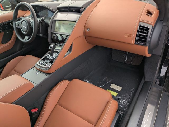 2024 Jaguar F-Type R75 - Photo 15