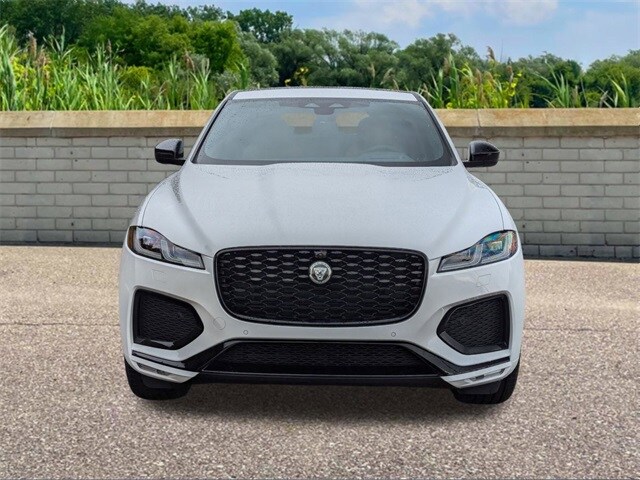 2026 Jaguar F-PACE P250 R-Dynamic S photo 2