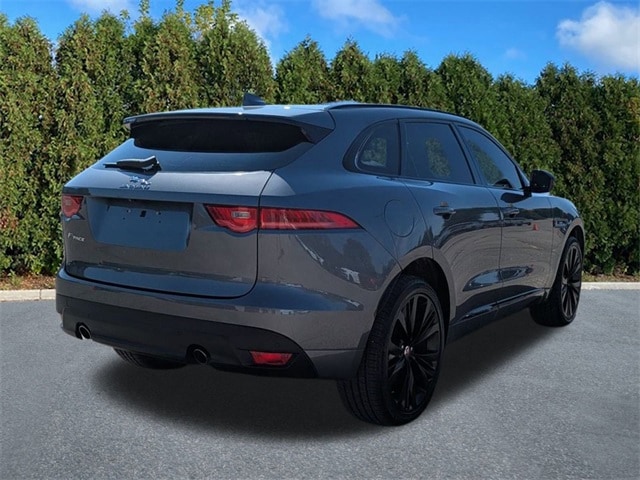 2018 Jaguar F-PACE R-Sport photo 4