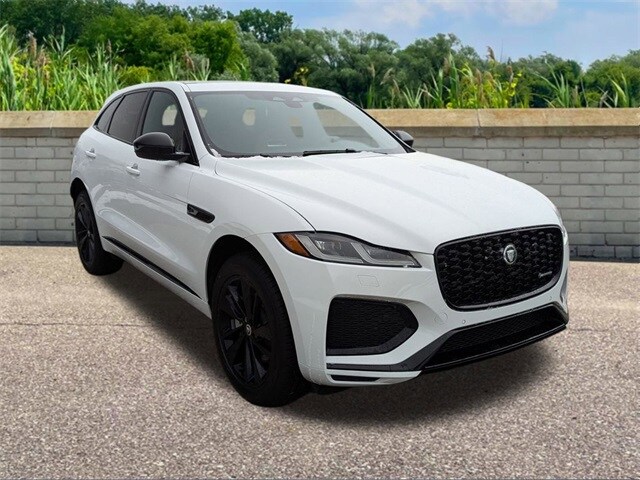 2025 Jaguar F-PACE P250 R-Dynamic S photo 3