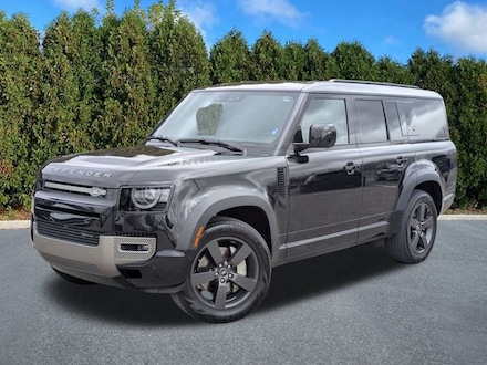 2023 Land Rover Defender 130 X-Dynamic SE SUV