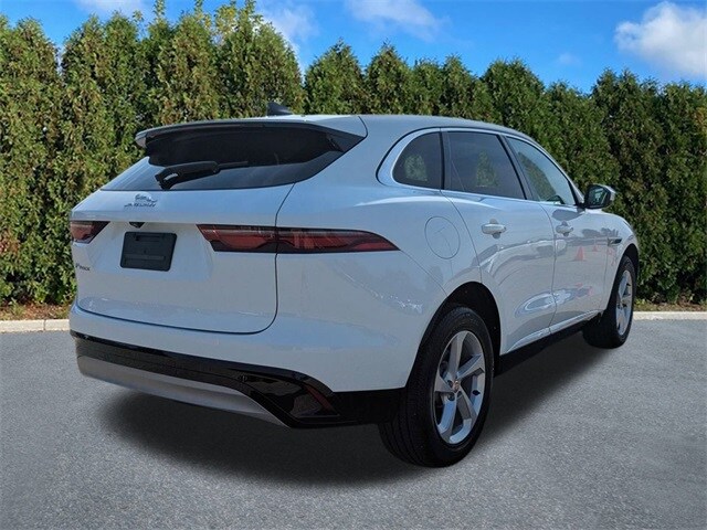 2023 Jaguar F-PACE P250 S photo 4