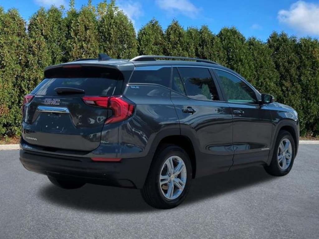 Used 2021 GMC Terrain SLE SUV