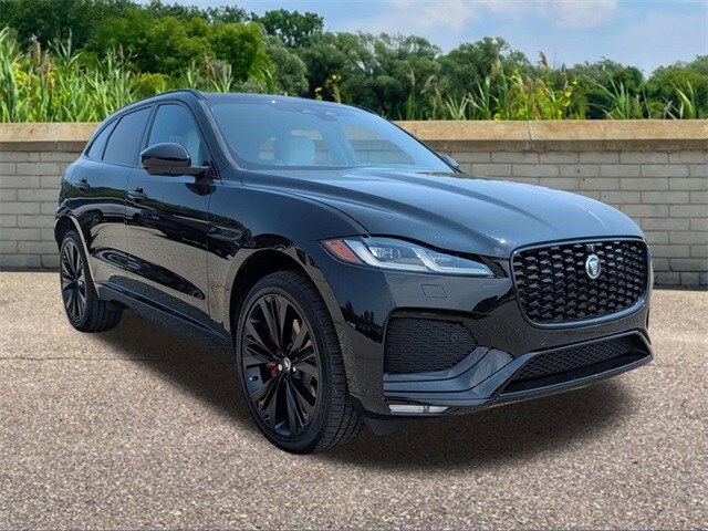 2026 Jaguar F-PACE P400 R-Dynamic S photo 3