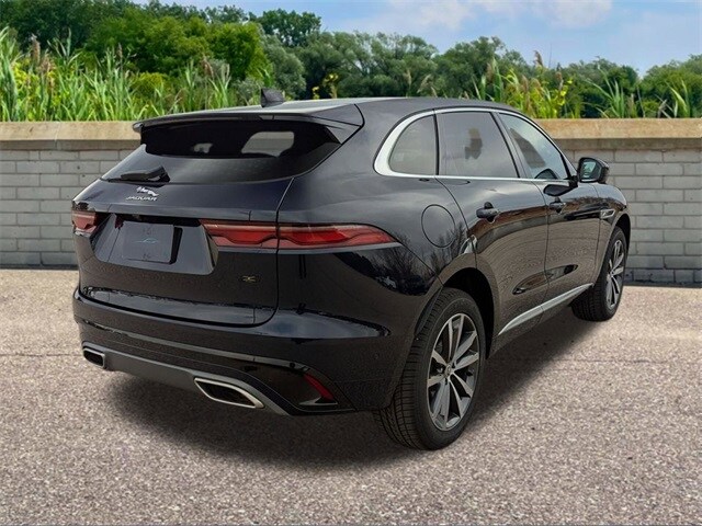 2026 Jaguar F-PACE P400 R-Dynamic S photo 4
