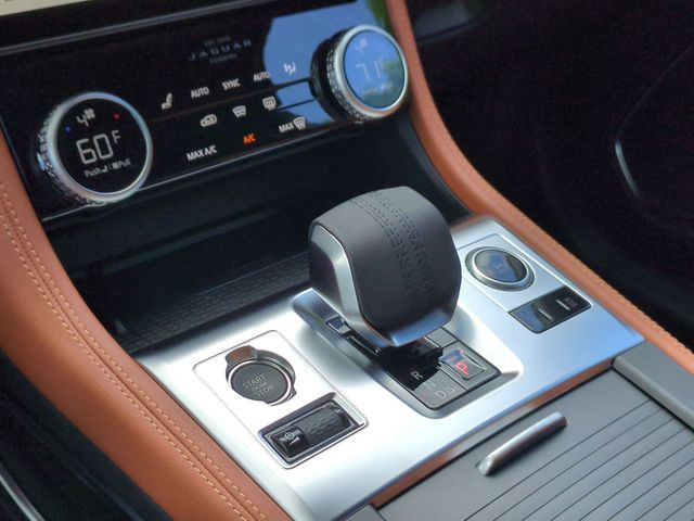 2026 Jaguar F-Pace R-Dynamic S - Photo 9