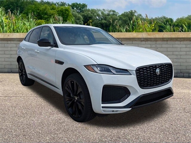 2026 Jaguar F-PACE P250 R-Dynamic S photo 2