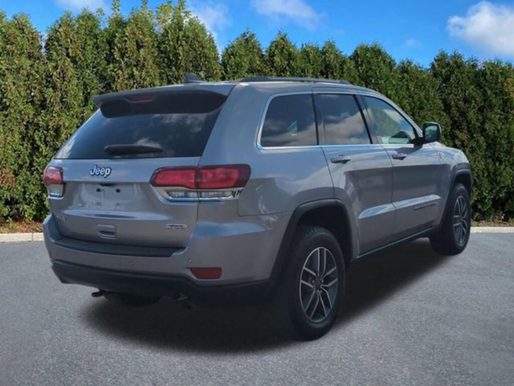 Used 2020 Jeep Grand Cherokee Laredo SUV