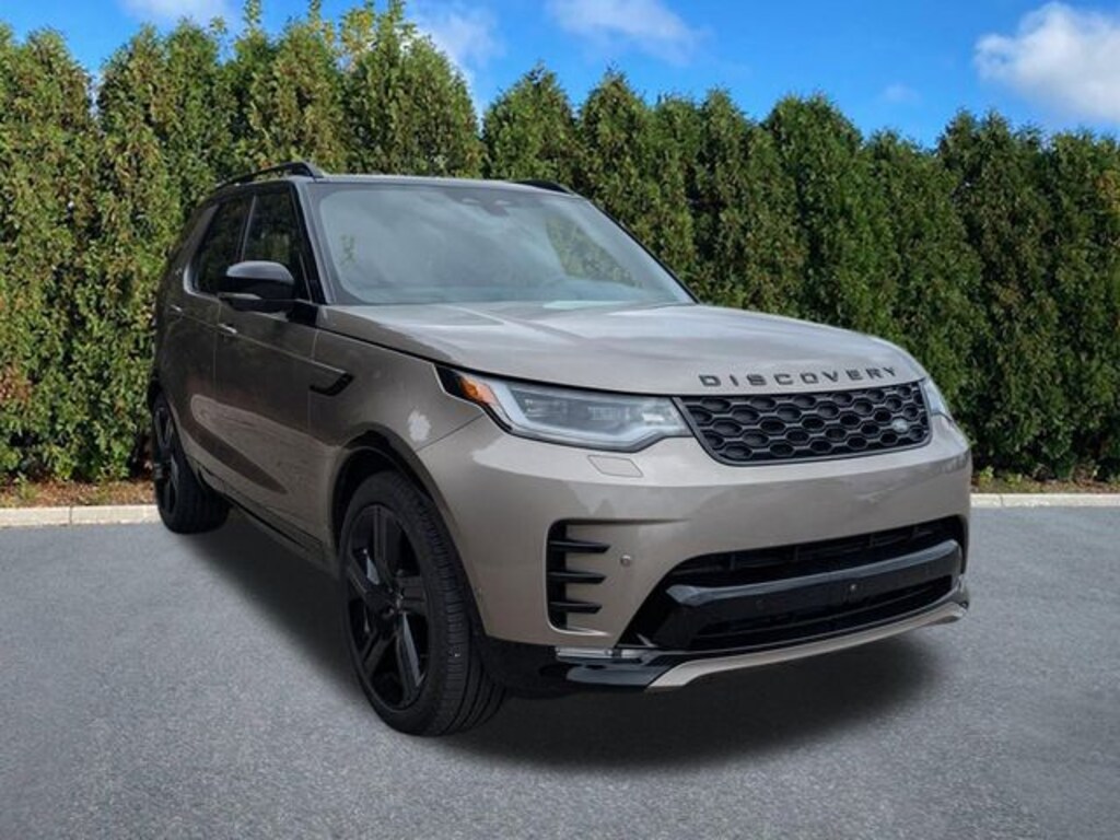 Used 2025 Land Rover Discovery Dynamic SE SUV
