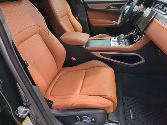 2026 Jaguar F-Pace R-Dynamic S - Photo 18