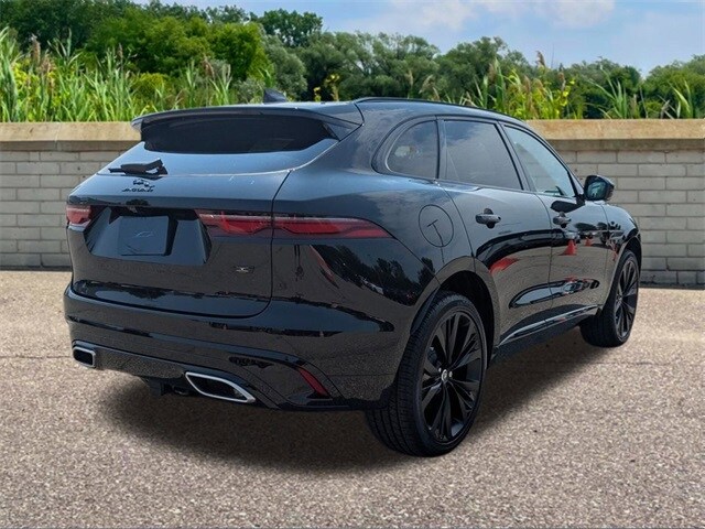 2026 Jaguar F-PACE P400 R-Dynamic S photo 4