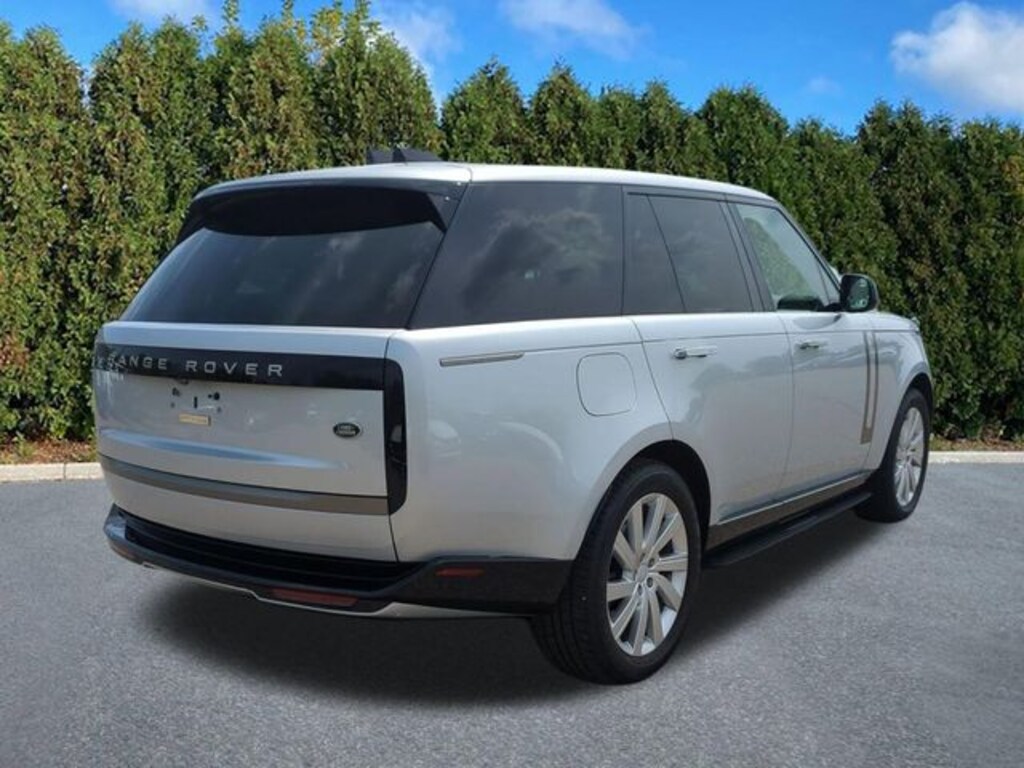 Used 2023 Land Rover Range Rover SE SUV