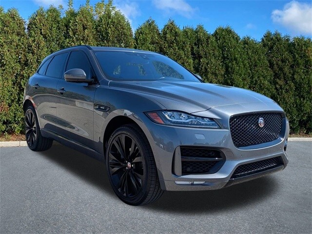 2018 Jaguar F-PACE R-Sport photo 3