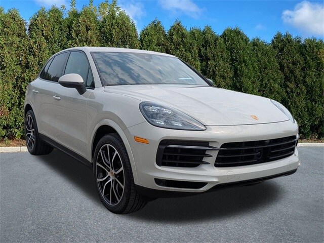 2021 Porsche Cayenne S photo 3