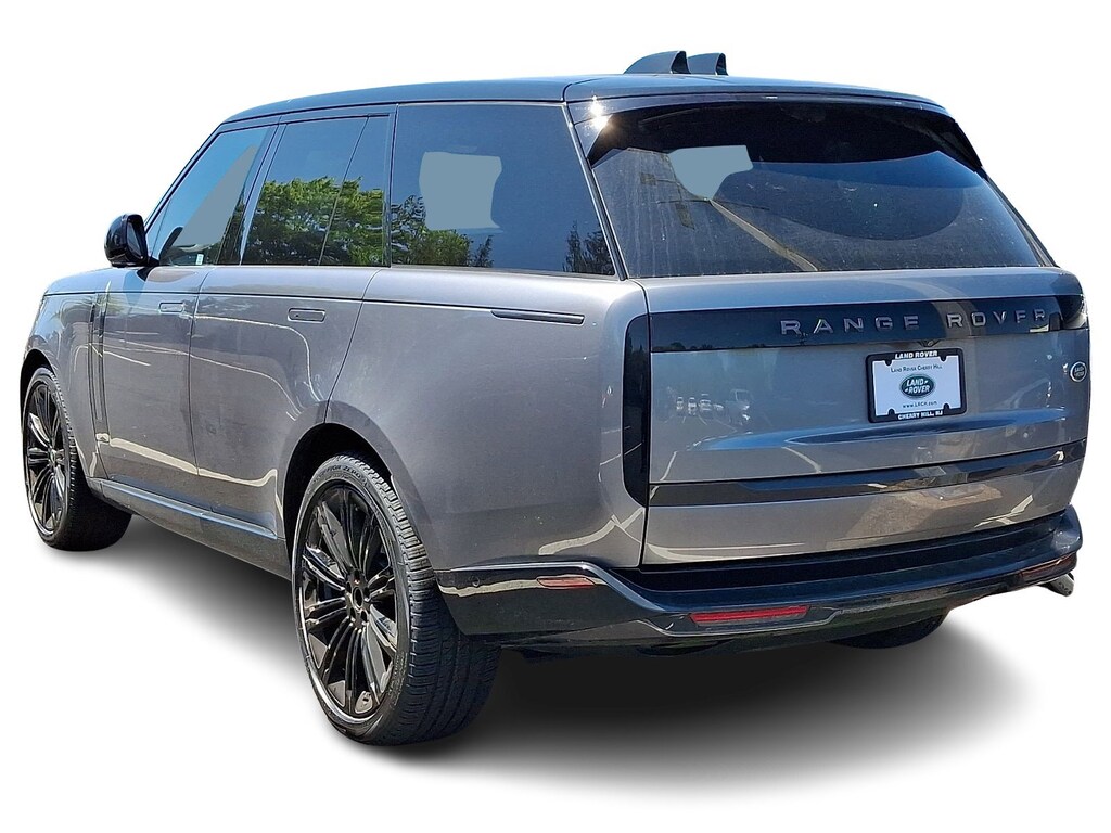 Used 2023 Land Rover Range Rover SE P400 SE SWB