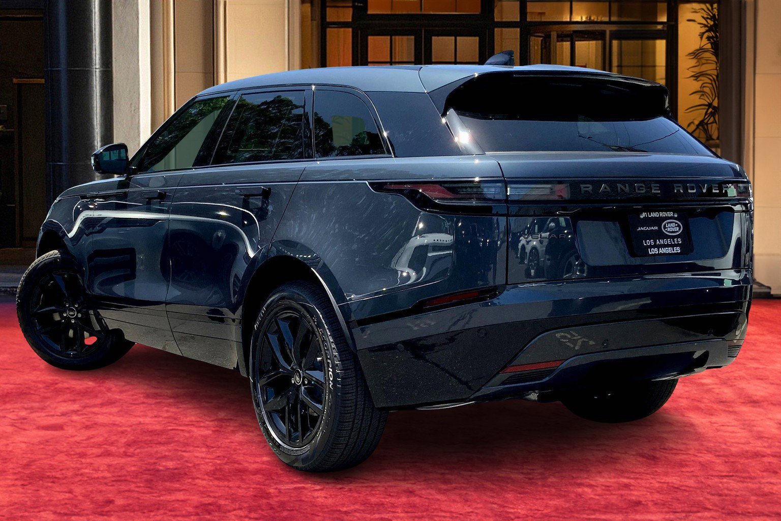 2026 Land Rover Range Rover Velar SE photo 2