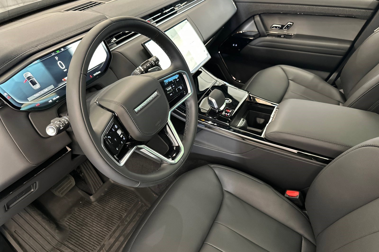 2025 Land Rover Range Rover Sport P360 SE photo 4