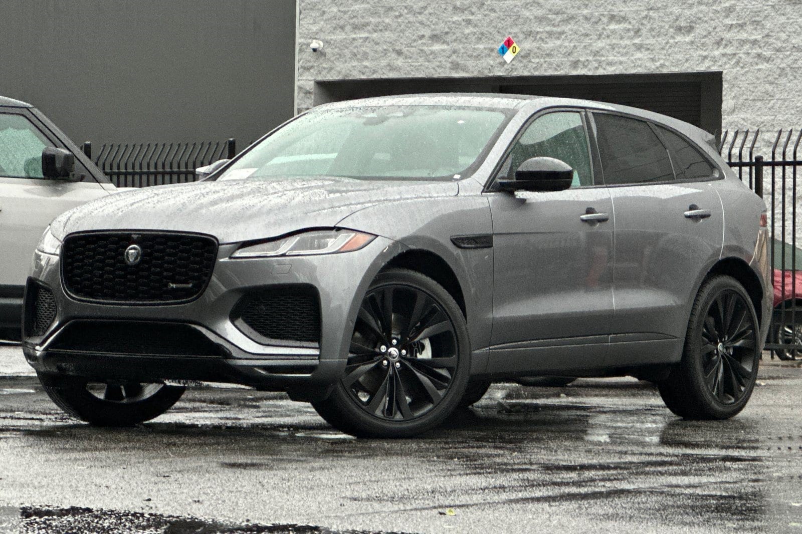 2025 Jaguar F-PACE R-Dynamic S