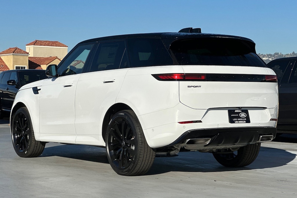New 2025 Land Rover Range Rover Sport P400 Dynamic SE SUV