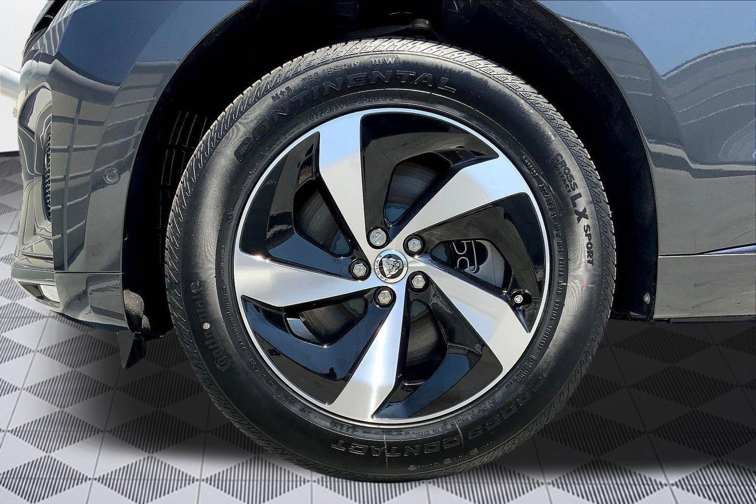 2026 Jaguar F-Pace R-Dynamic S - Photo 7