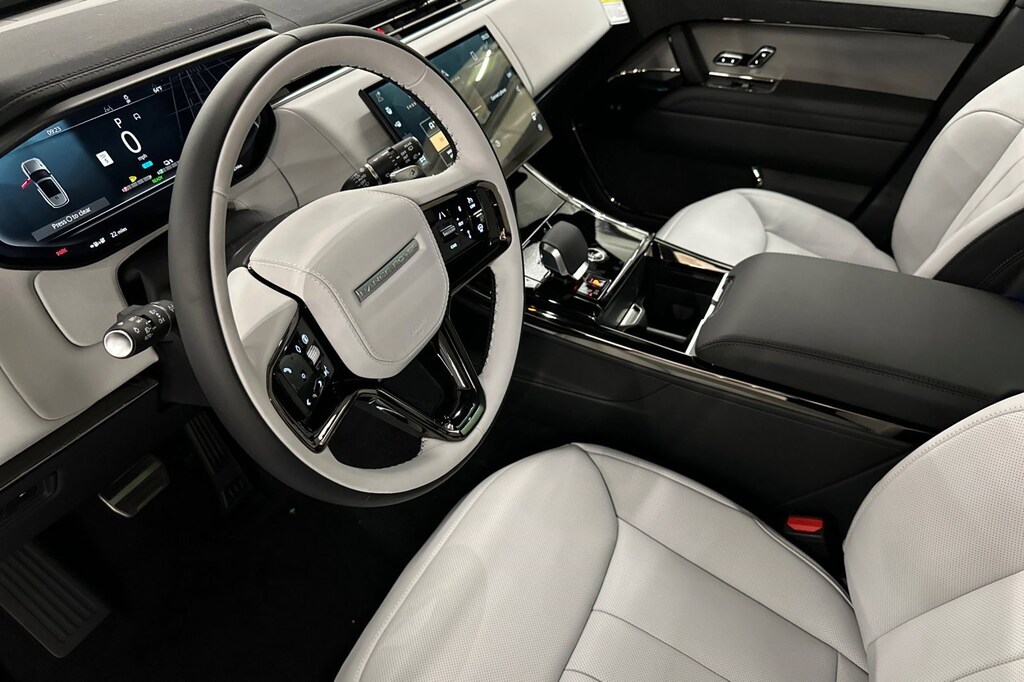 New 2025 Land Rover Range Rover Sport P460 Dynamic SE SUV