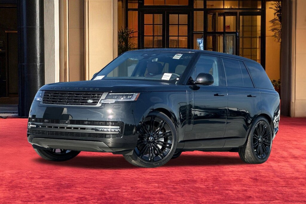 New 2025 Land Rover Range Rover P530 SE SUV