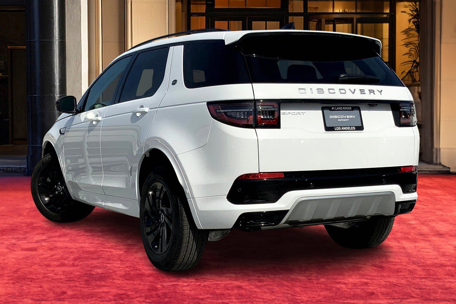 2025 Land Rover Discovery Sport S photo 2