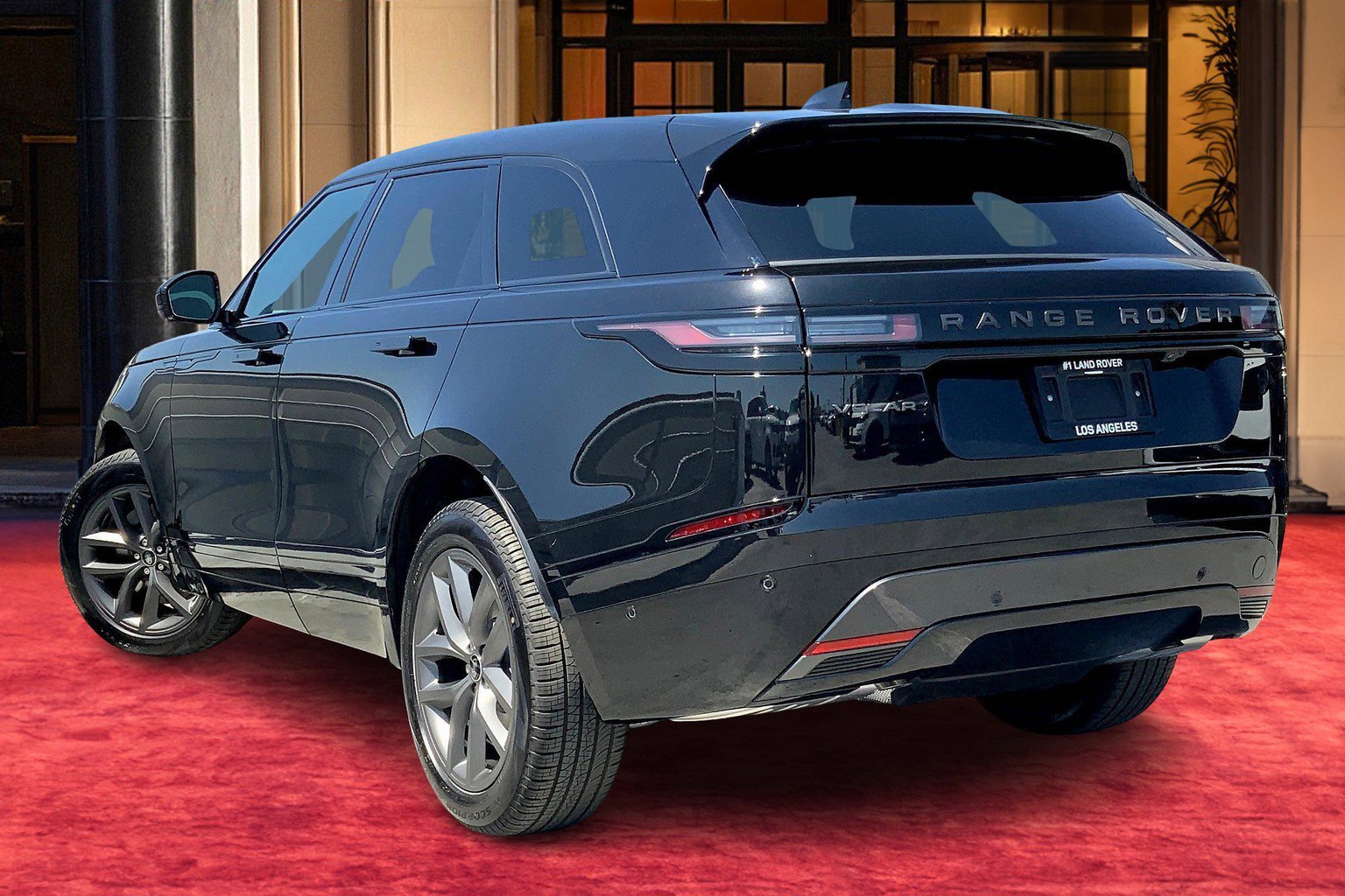 2026 Land Rover Range Rover Velar SE photo 2