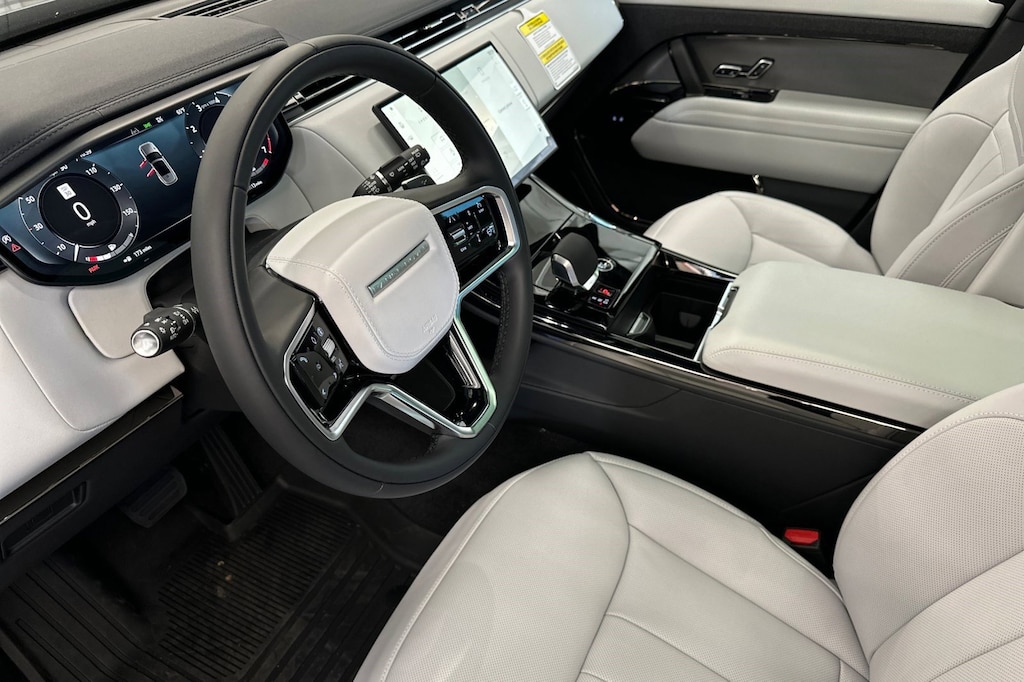 New 2025 Land Rover Range Rover Sport P360 SE SUV