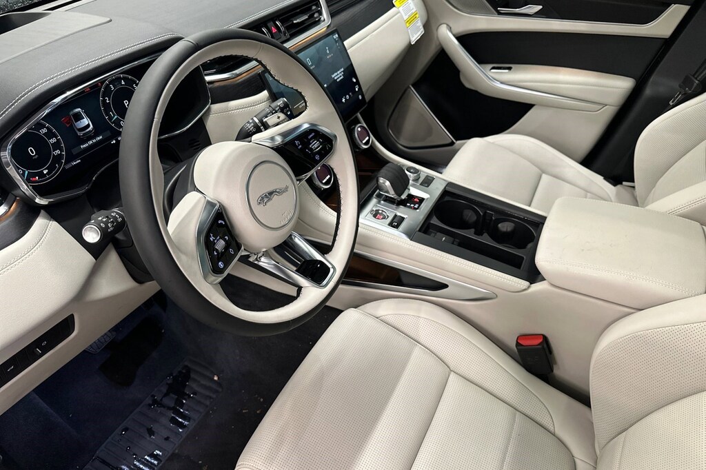 New 2026 Jaguar F-PACE P250 R-Dynamic S SUV