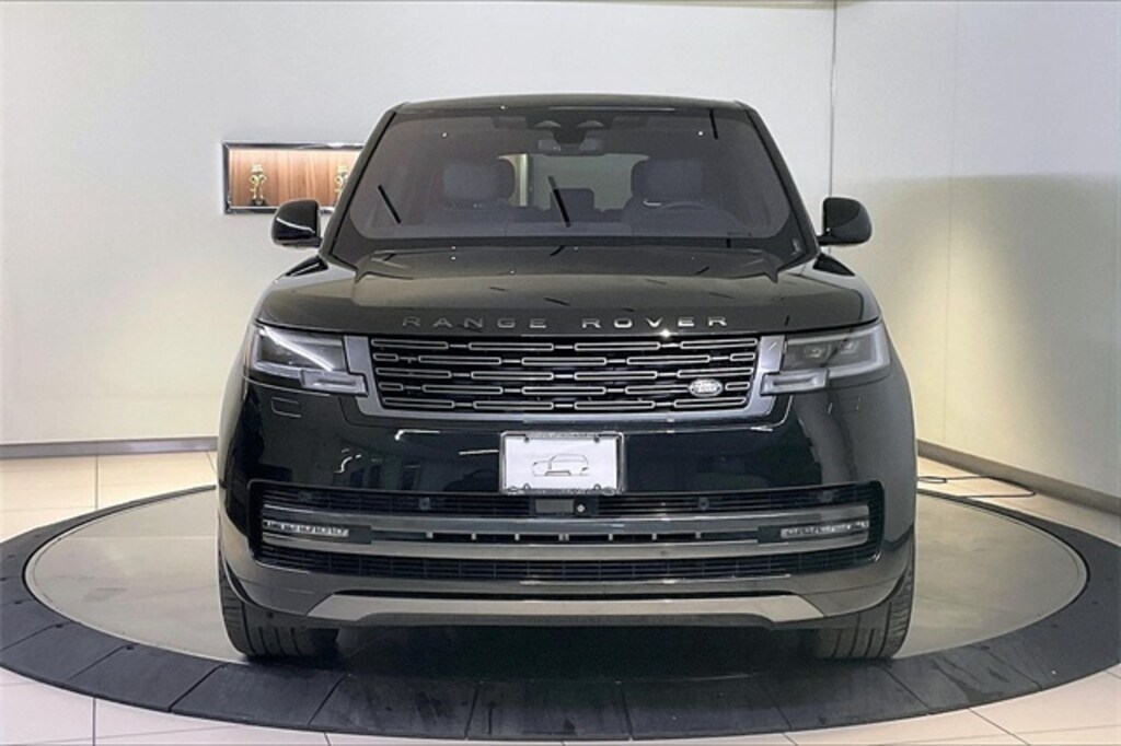 Used 2023 Land Rover Range Rover SE SUV