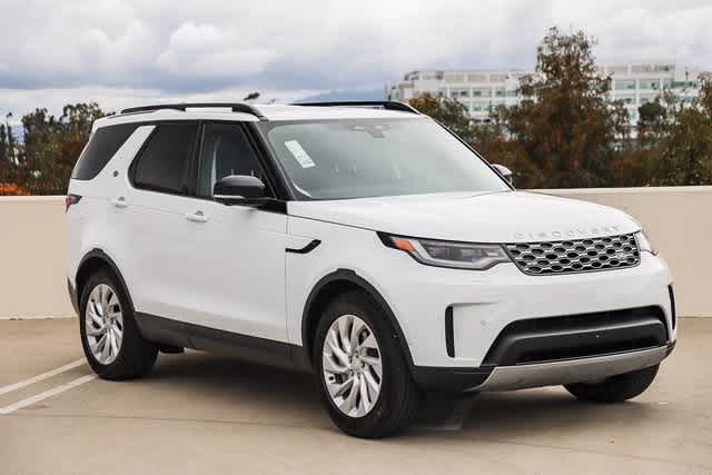 2024 Land Rover Discovery S 3
