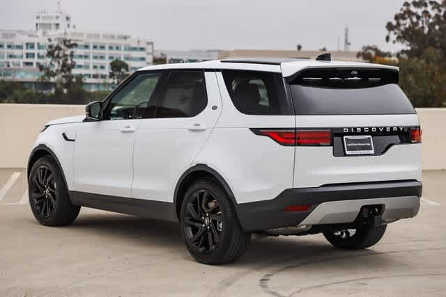 2024 Land Rover Discovery S 8