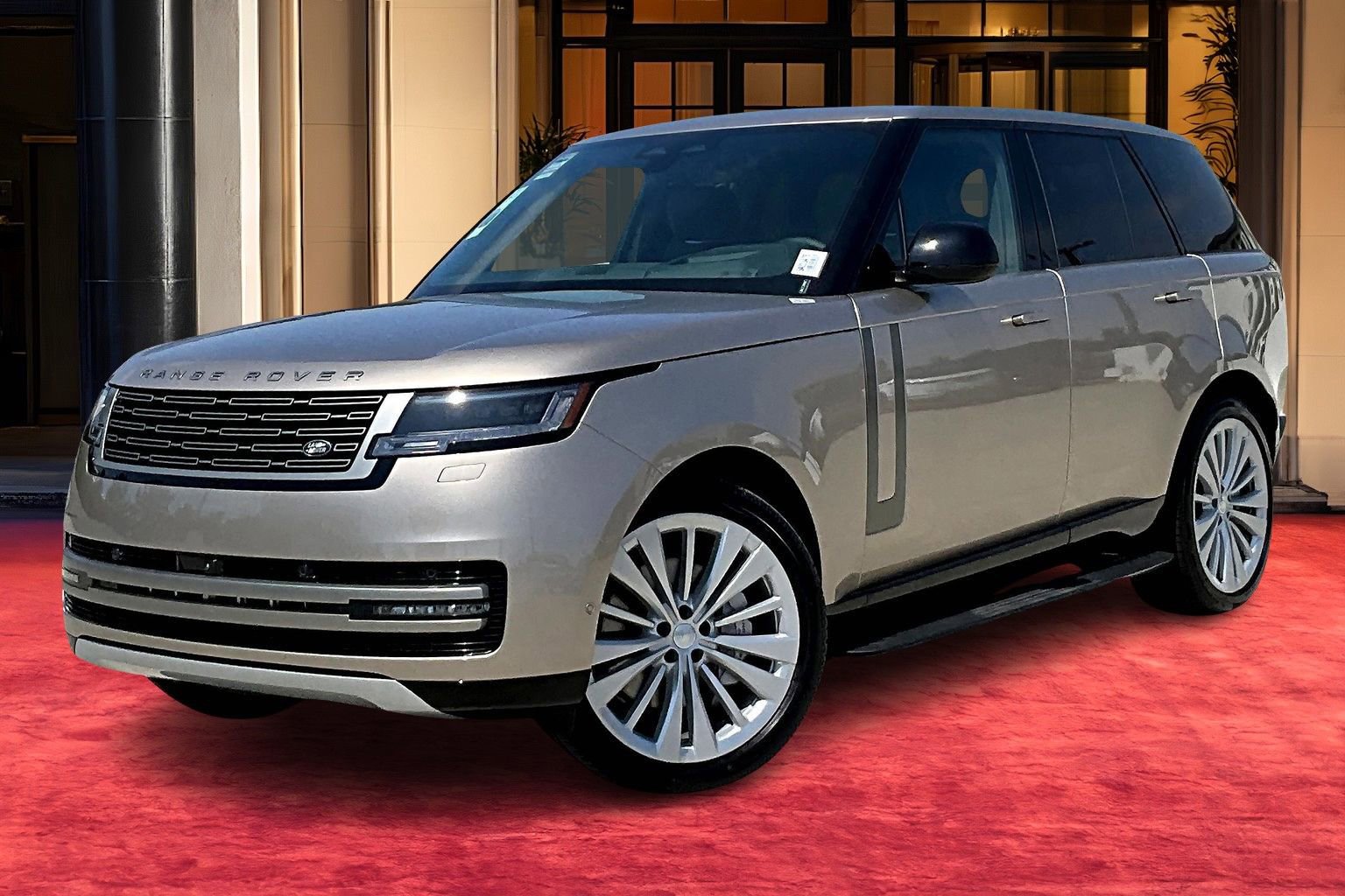 2025 Land Rover Range Rover SUV 