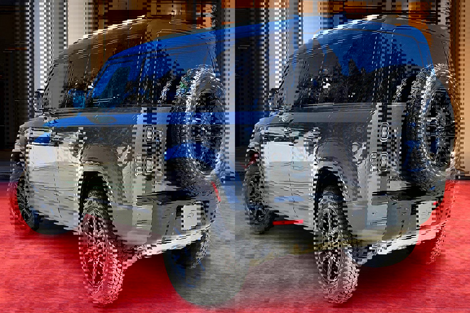 2026 Land Rover Defender 110 S photo 2