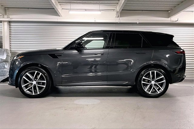 2025 Land Rover Range Rover Sport P530 Autobiography photo 3