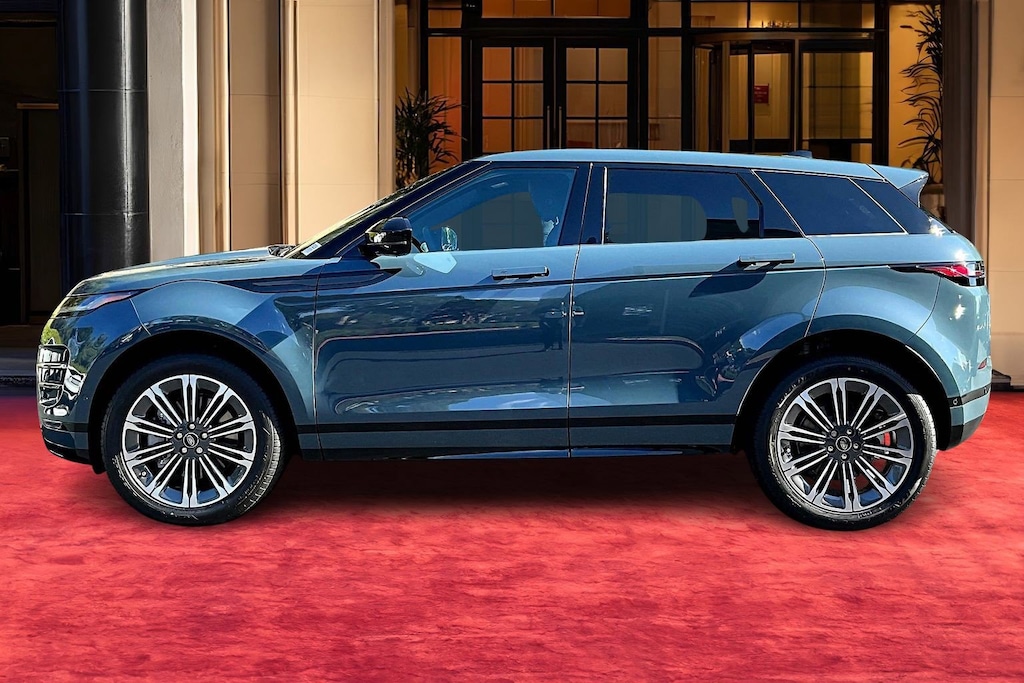 New 2026 Land Rover Range Rover Evoque Dynamic SE SUV