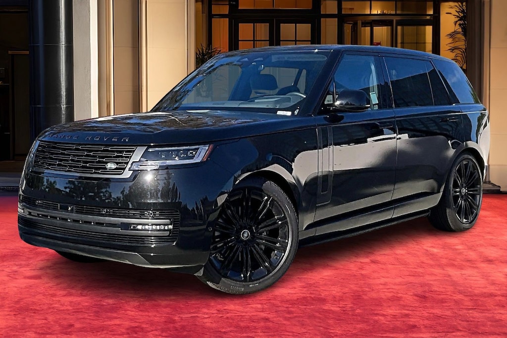 New 2025 Land Rover Range Rover P400 SE 7 Seat SUV