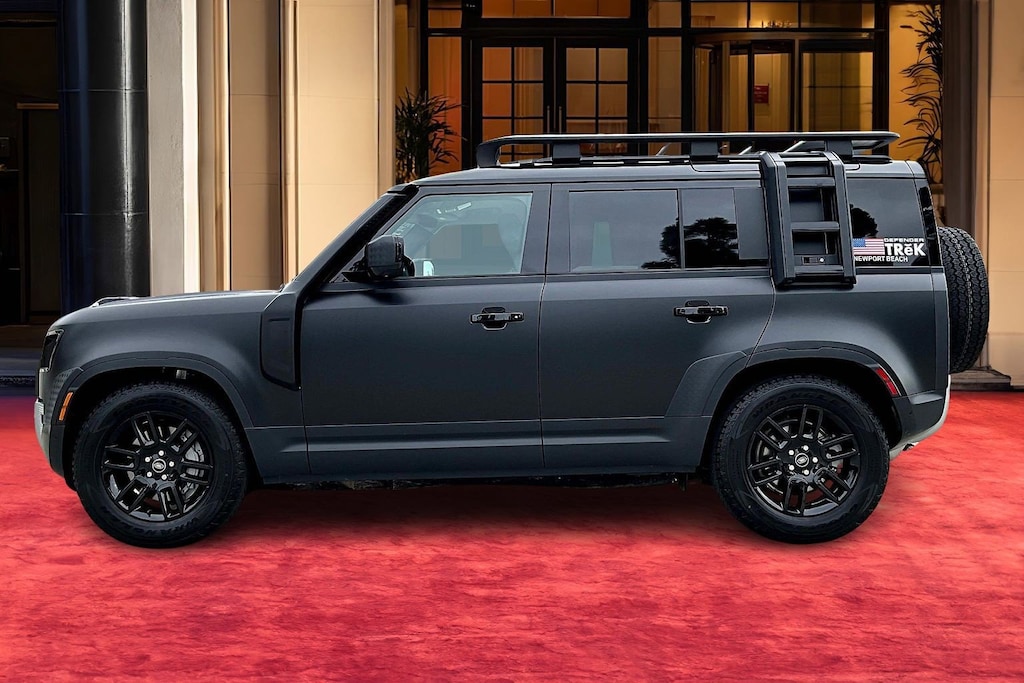 New 2025 Land Rover Defender 110 S SUV