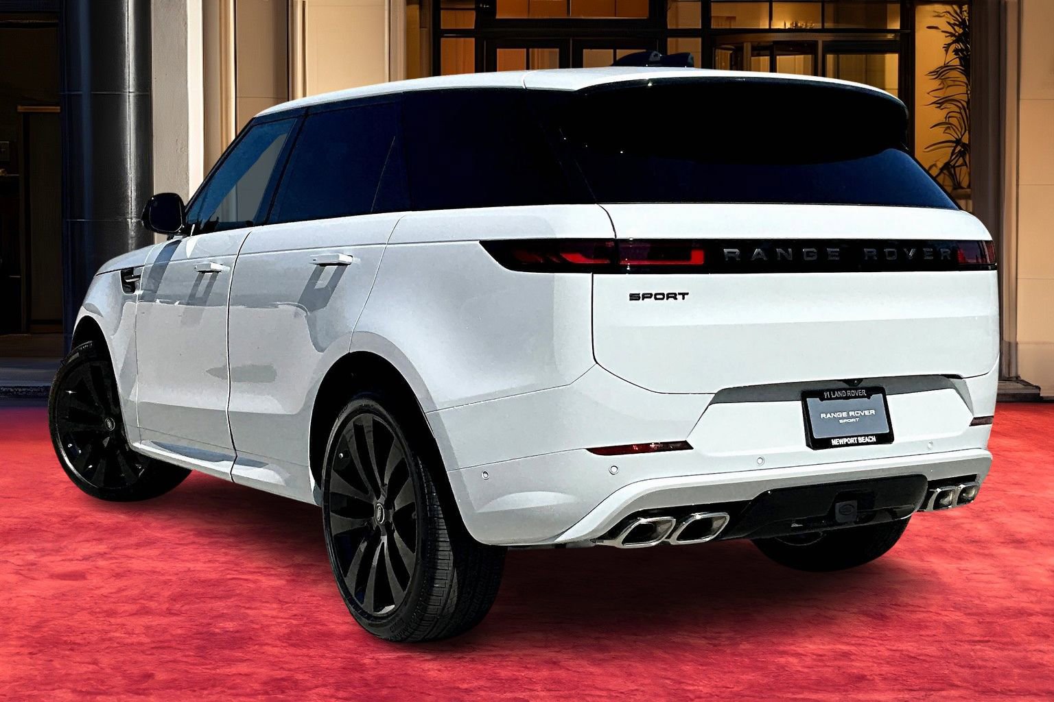 2025 Land Rover Range Rover Sport SE photo 2