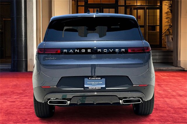 2025 Land Rover Range Rover Sport P360 SE photo 4