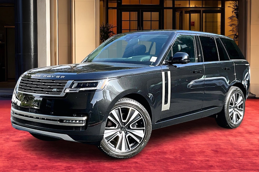 New 2026 Land Rover Range Rover P530 SE SUV