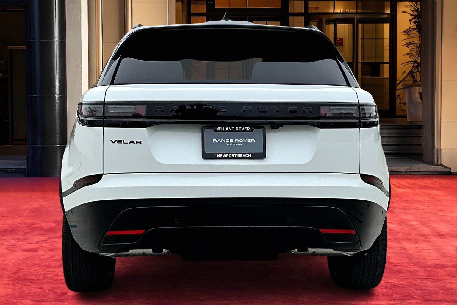 2026 Land Rover Range Rover Velar P400 Dynamic SE photo 3